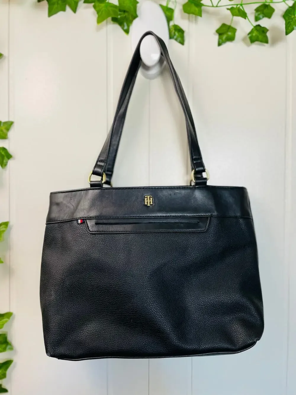 Tommy Hilfiger‎ Vegan Leather Double Strap Purse